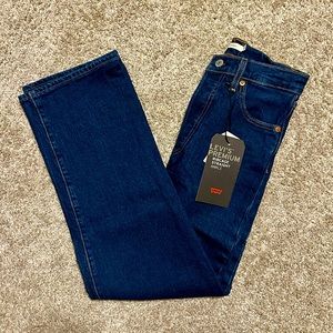 Levi’s Ribcage Straight Ankle Jeans